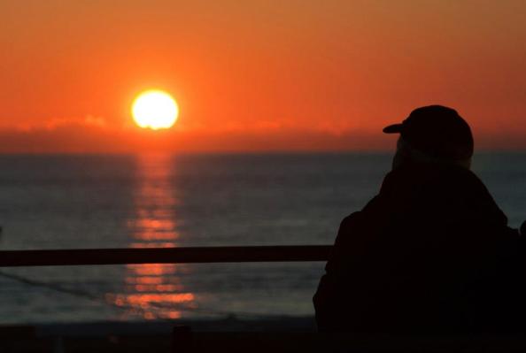 See the reddened sky I long to be there, where the eagle used to fly