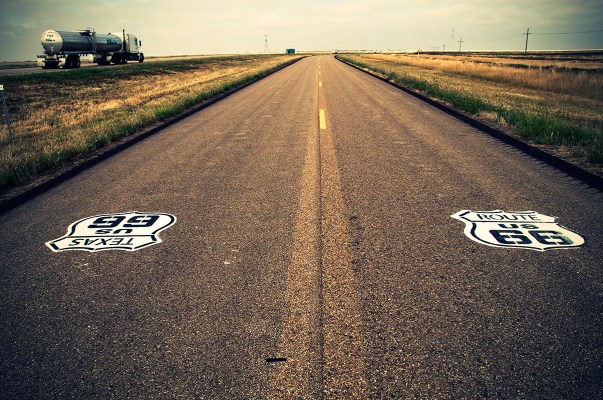 I’m driving, three nights running ridin’, night until morning, just erasing the time (Harlan Cage - Three nights running) 