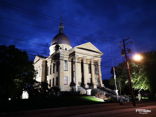Million Dollar Courthouse (Carlinville, IL)